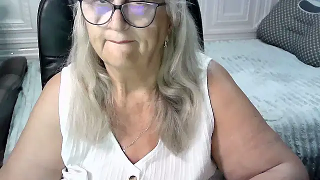 Snapshot of LolkaAlyss chatting on 07-30-26, 10:53 LolkaAlyss online show from 07-30-26, 10:53