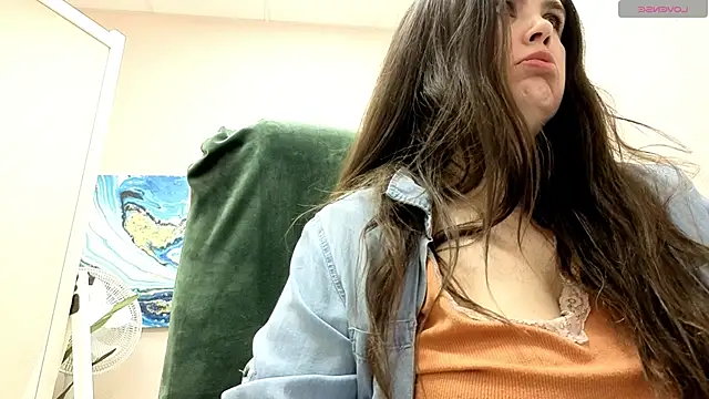 BattyMoll online show from 11-27-25, 03:34