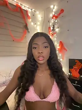 Snapshot of Vane_Rossee chatting on 10-03-25, 11:39 Vane Rossee online show from 10-03-25, 11:39