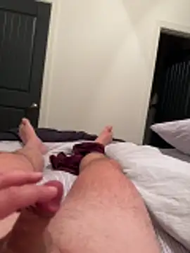 zeus337 online show from 11-10-25, 04:17