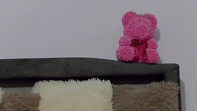 NicolePlay online show from 03-27-26, 05:38