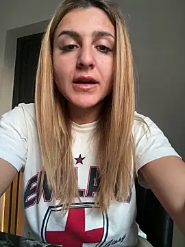 NicolePlay online show from 03-17-26, 04:59