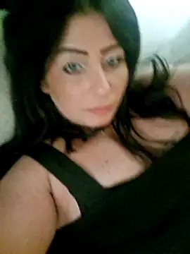 Snapshot of Dolcezza chatting on 06-11-26, 12:46 Dolcezza online show from 06-11-26, 12:46
