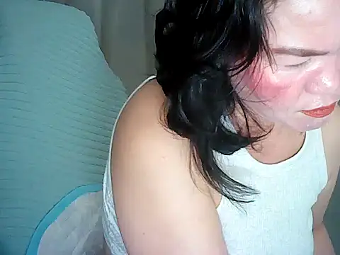 Snapshot of SweetAsianAss chatting on 02-14-25, 10:38 SweetAsianAss online show from 02-14-25, 10:38