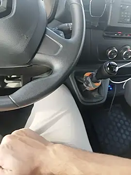 Snapshot of Aykut1990 chatting on 11-18-25, 11:13 Aykut1990 online show from 11-18-25, 11:13