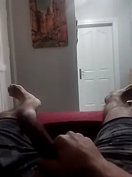 Snapshot of Aykut1990 chatting on 10-25-25, 08:09 Aykut1990 online show from 10-25-25, 08:09