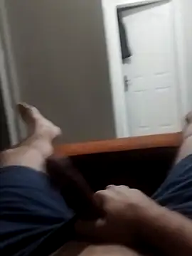 Snapshot of Aykut1990 chatting on 10-16-25, 05:54 Aykut1990 online show from 10-16-25, 05:54