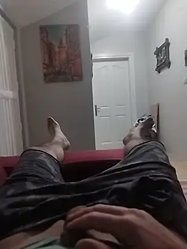 Aykut1990 online show from 11-28-25, 03:45