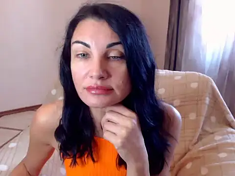 Snapshot of Karina8571 chatting on 10-21-25, 09:41 Karina8571 online show from 10-21-25, 09:41