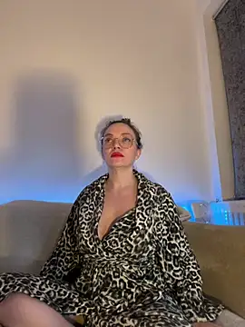 FemDom RubyKnightXXO online show from 02-25-25, 06:55