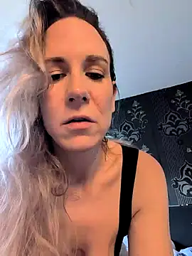 NaomiAndFriends online show from 12-07-24, 11:23