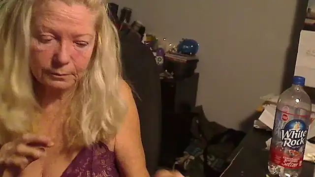 XTRAHORNYONE online show from 01-25-25, 12:47