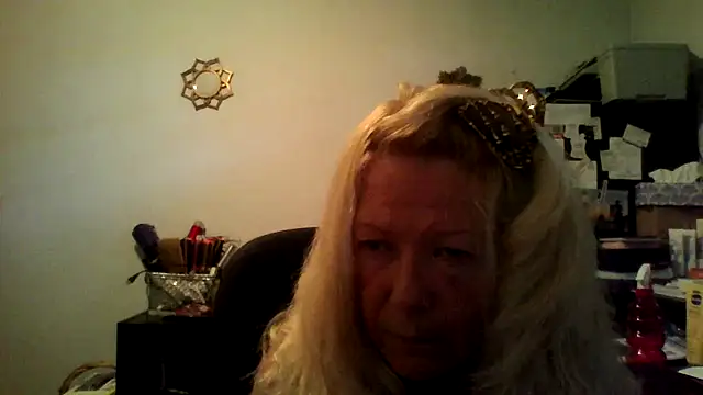 XTRAHORNYONE online show from 10-13-25, 04:08