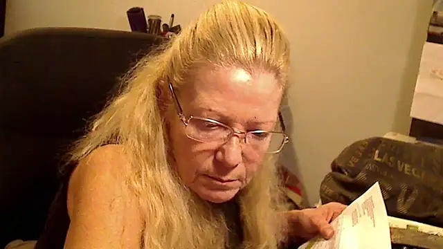 XTRAHORNYONE online show from 02-01-25, 02:47