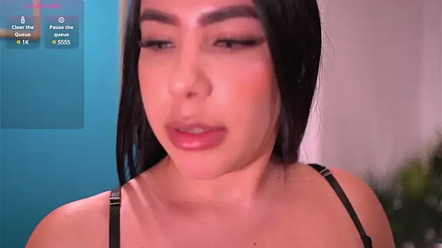 Snapshot of clarissegarcia chatting on 03-08-25, 12:55 clarissegarcia online show from 03-08-25, 12:55
