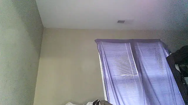 Snapshot of RinsingWood84 chatting on 02-10-26, 12:59 RinsingWood84 online show from 02-10-26, 12:59