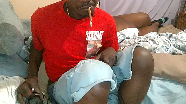 RinsingWood84 online show from 04-26-26, 06:43