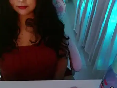 Snapshot of KittyK3 chatting on 12-06-24, 05:14 KittyK3 online show from 12-06-24, 05:14