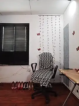 sharom smith1 online show from 04-09-26, 08:37