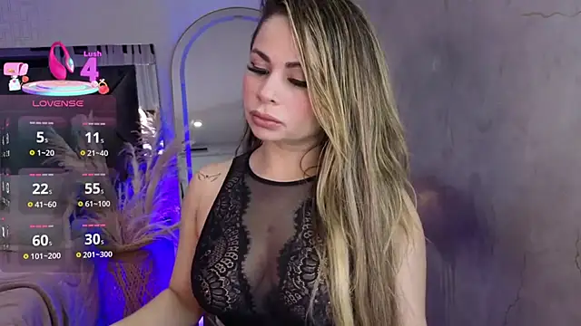 Angel Monrroe online show from 12-17-25, 05:23