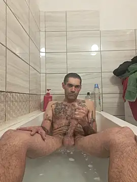 Snapshot of 2223joker chatting on 10-24-25, 04:17 2223joker online show from 10-24-25, 04:17