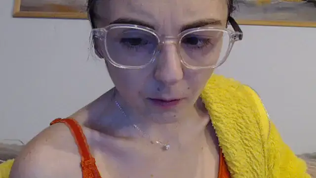 Snapshot of cleophee chatting on 02-18-26, 06:55 cleophee online show from 02-18-26, 06:55