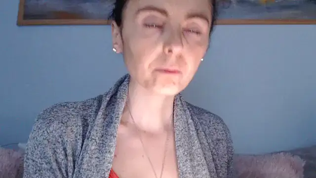 cleophee online show from 04-11-26, 05:37