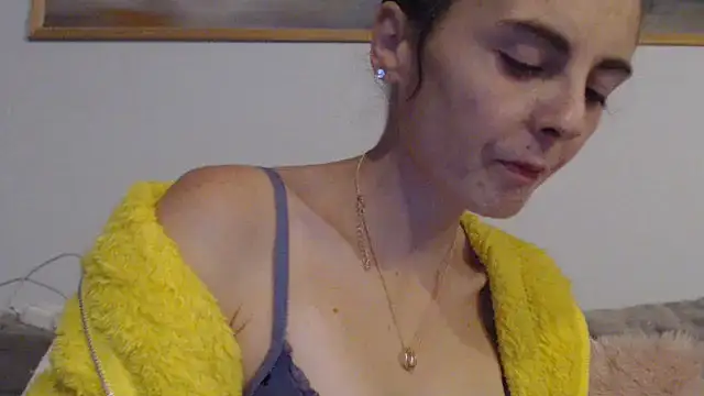 cleophee online show from 12-22-25, 06:46