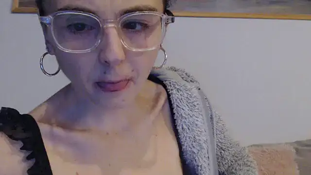 Snapshot of cleophee chatting on 02-03-26, 07:02 cleophee online show from 02-03-26, 07:02