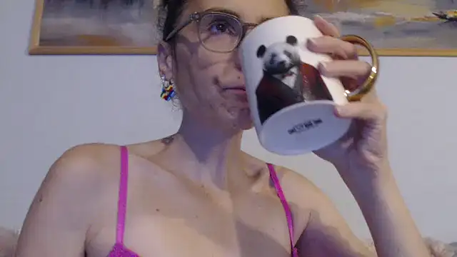 cleophee online show from 10-10-25, 05:41