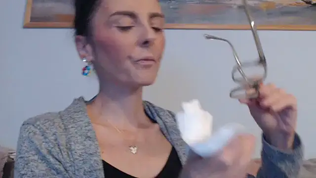 cleophee online show from 11-25-25, 06:58