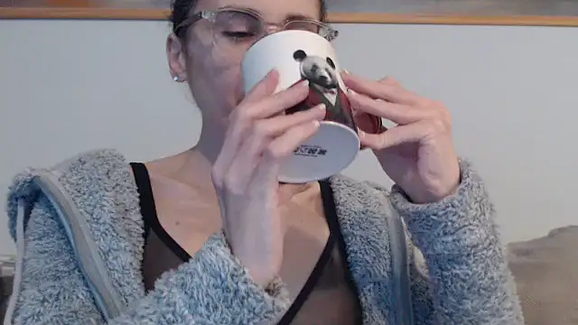 cleophee online show from 04-03-26, 05:47