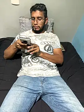 Darkdickhard online show from 09-27-25, 04:18