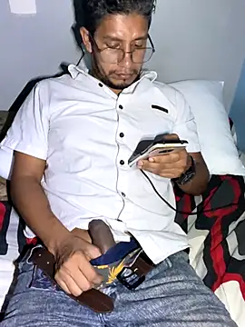 Darkdickhard online show from 10-21-25, 03:39