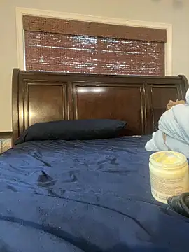 Dgamestrong online show from 12-17-25, 07:41