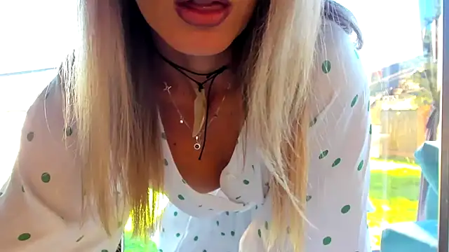 StarryHanna online show from 07-17-26, 02:03