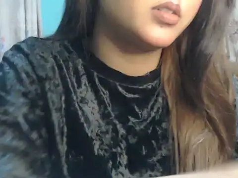 NancyRuvi online show from 12-15-25, 04:02