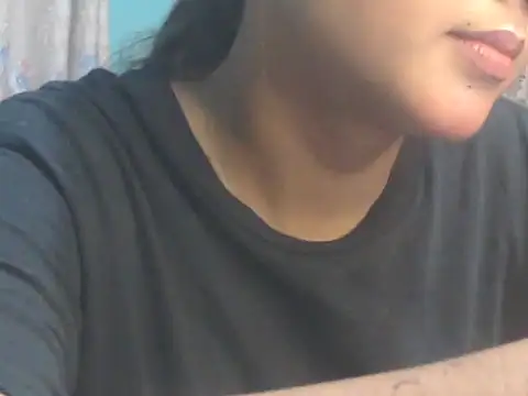 Snapshot of NancyRuvi chatting on 03-28-26, 04:41 NancyRuvi online show from 03-28-26, 04:41