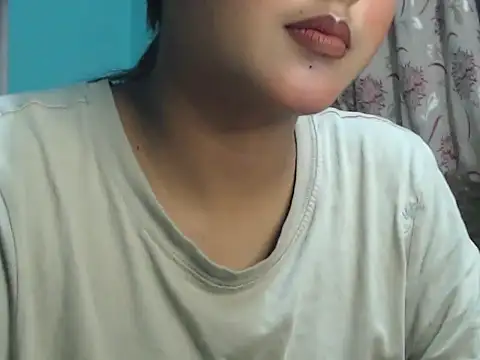 NancyRuvi online show from 10-13-25, 05:36