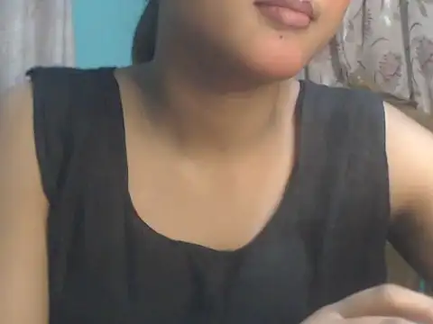 Snapshot of NancyRuvi chatting on 03-17-26, 03:15 NancyRuvi online show from 03-17-26, 03:15