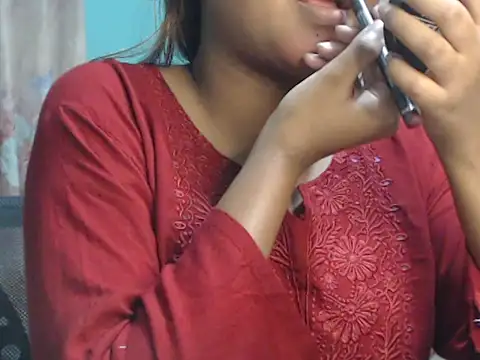 NancyRuvi online show from 10-11-25, 04:08