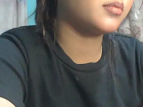 NancyRuvi online show from 11-12-25, 04:44