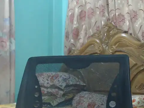 NancyRuvi online show from 10-01-25, 04:44