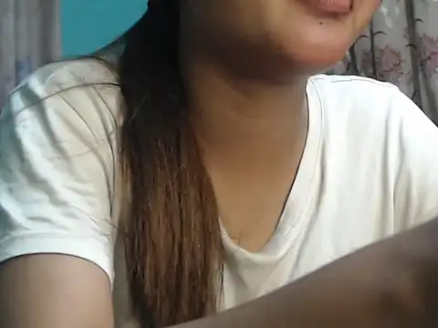 NancyRuvi online show from 10-20-25, 04:18