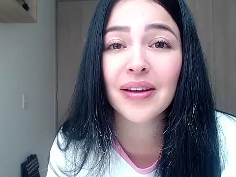 Aleska  Bell online show from 09-08-25, 03:00