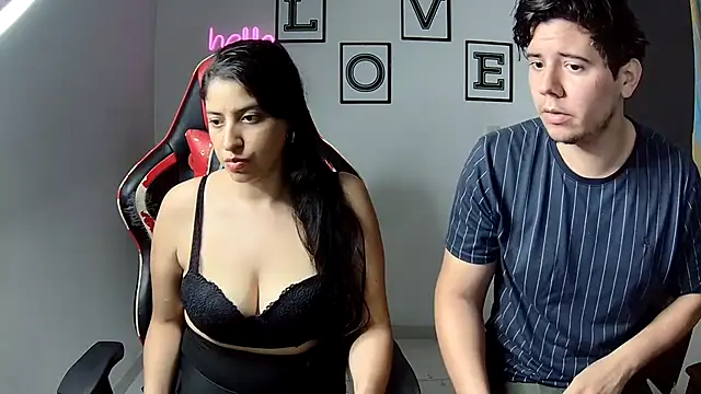 Snapshot of kim_sex_hot chatting on 10-11-25, 08:43 kim sex hot online show from 10-11-25, 08:43