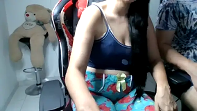 Snapshot of kim_sex_hot chatting on 10-26-25, 10:48 kim sex hot online show from 10-26-25, 10:48