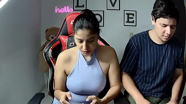 Snapshot of kim_sex_hot chatting on 10-10-25, 05:58 kim sex hot online show from 10-10-25, 05:58