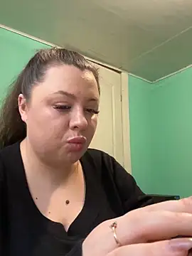 Sara Slow online show from 03-03-26, 02:02