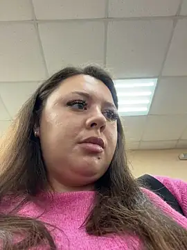 Sara Slow online show from 05-19-26, 06:31